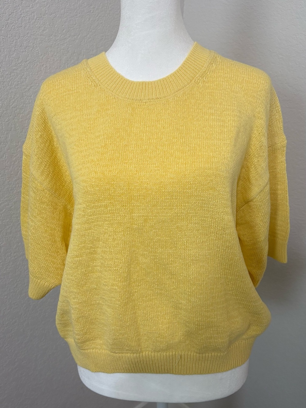 Banana Republic Short Sleeve Knit Sweater Yellow